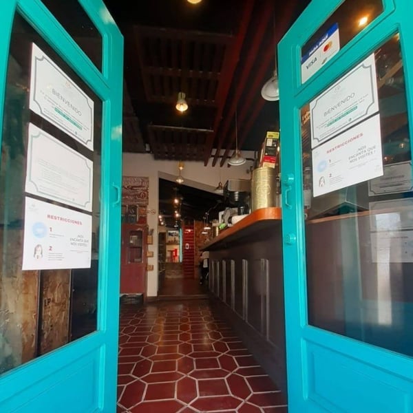 Azahares Bistro