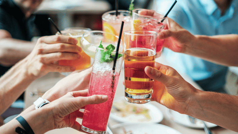 Happy Hour: estrategias para atraer más clientes y aumentar tus ventas