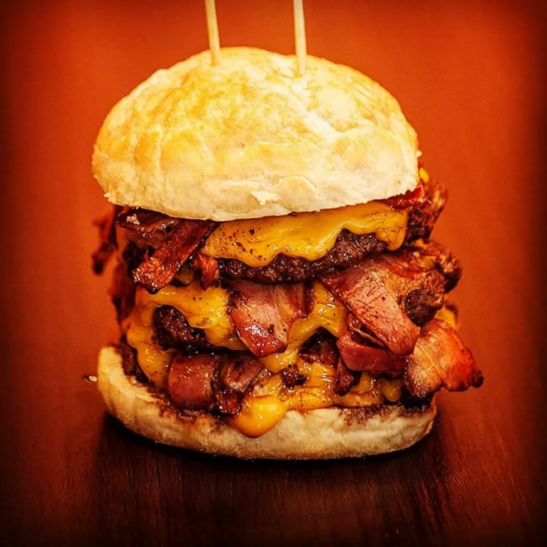 9. Movies Burger